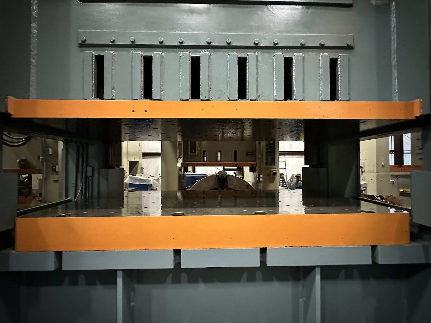 500 Ton Niagara Press • Used Niagara BP2-500-84-42 Press - Image 5