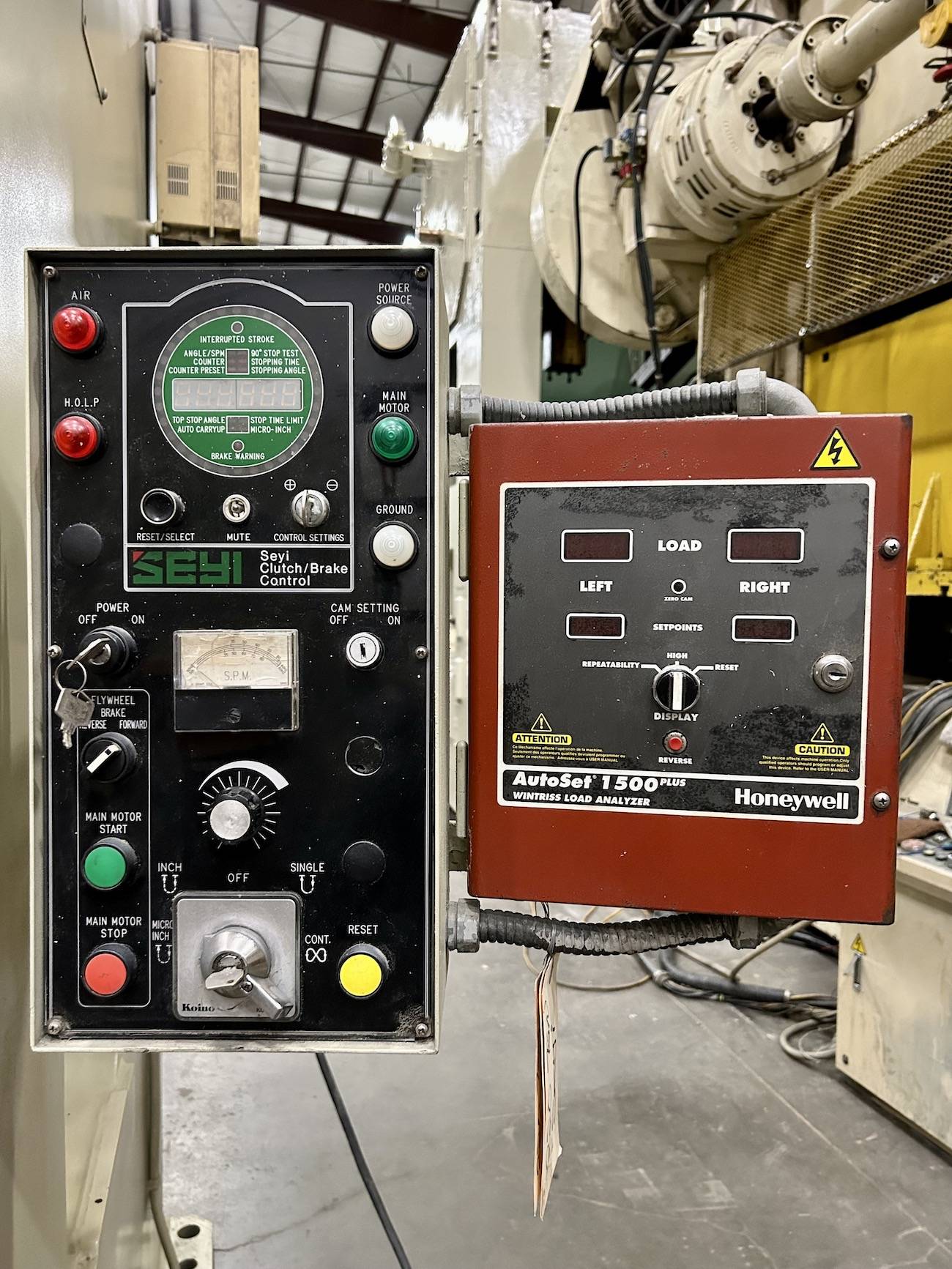 220 Ton Seyi Press • Used Seyi SNS1-200 Press - Image 6